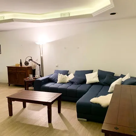 Apartment Grosse & Voll Ausgestattete Apartments, Studios, Doppelzimmer, Workspace, Parkplatz, Netflix, Prime & Schnelles Wifi In Ruhiger Lage Mit Garten Rudolstadt