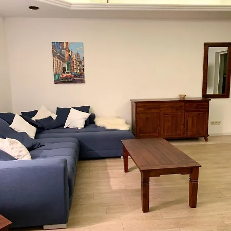 Apartment Grosse & Voll Ausgestattete Apartments, Studios, Doppelzimmer, Workspace, Parkplatz, Netflix, Prime & Schnelles Wifi In Ruhiger Lage Mit Garten Rudolstadt