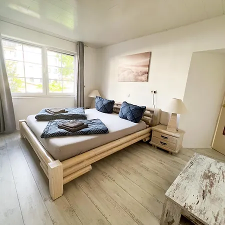 Apartment Grosse & Voll Ausgestattete Apartments, Studios, Doppelzimmer, Workspace, Parkplatz, Netflix, Prime & Schnelles Wifi In Ruhiger Lage Mit Garten Rudolstadt