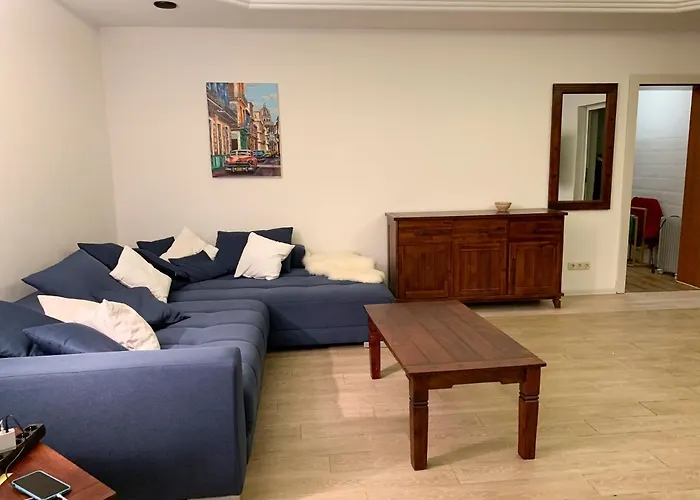 Lejlighed Grosse & Voll Ausgestattete Apartments, Studios, Doppelzimmer, Workspace, Parkplatz, Netflix, Prime & Schnelles Wifi In Ruhiger Lage Mit Garten Rudolstadt